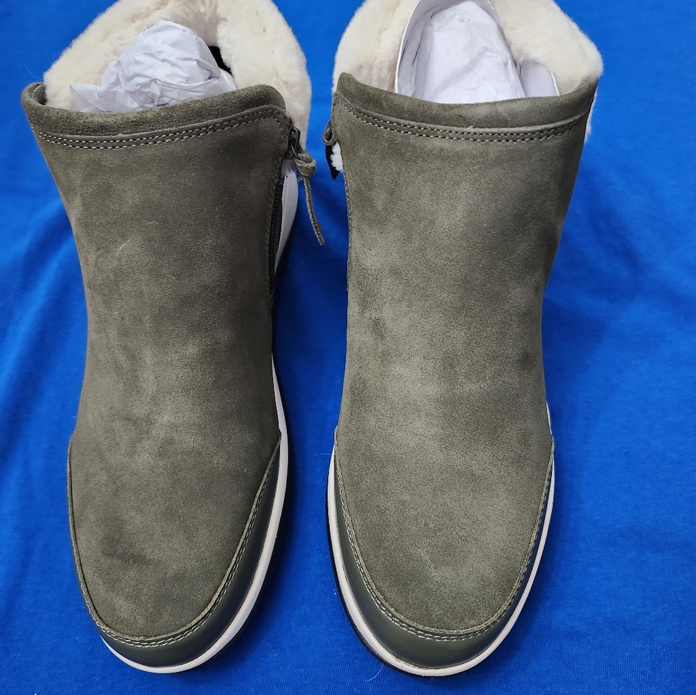 Vionic Olive Booties - Picture 2 of 2